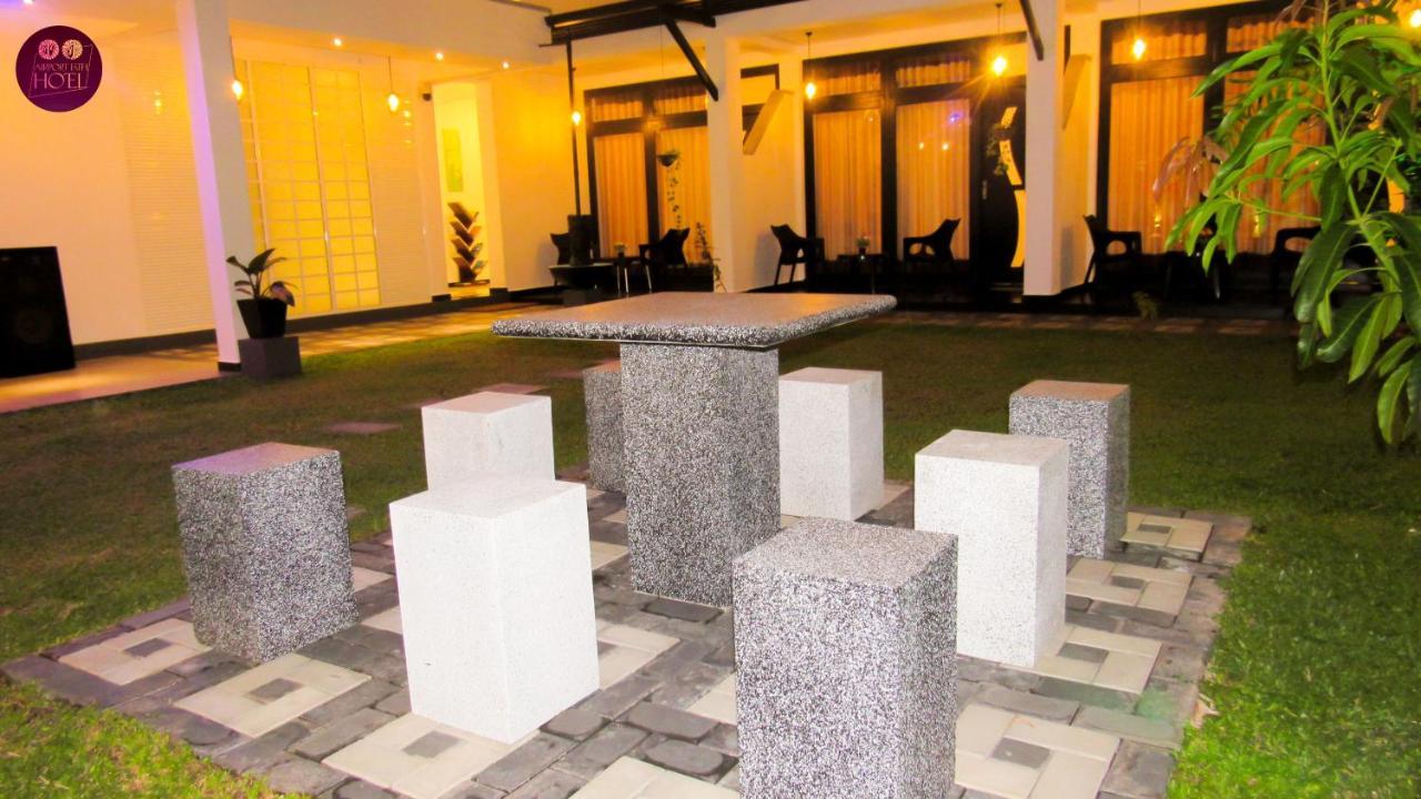 Airport Faith Hotel Katunayaka Zewnętrze zdjęcie
