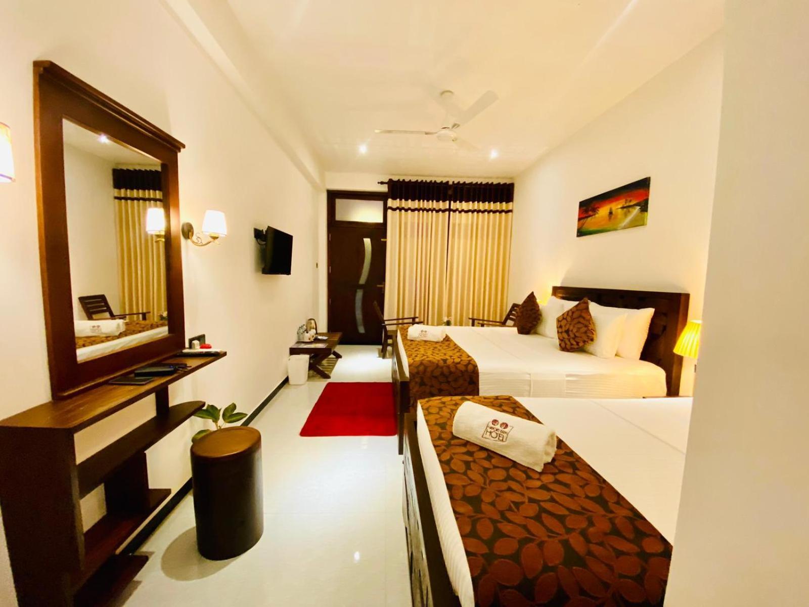 Airport Faith Hotel Katunayaka Zewnętrze zdjęcie